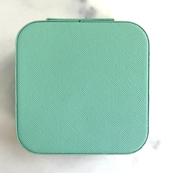 NEW Small Zippered Jewelry Box, Tiffany Blue/Turquoise - Picture 13 of 13